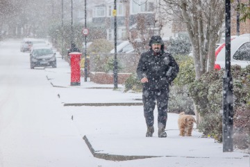 Met Office revela que SERÁ um dia de Natal branco na previsão oficial