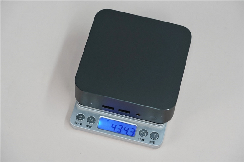 Código na embalagem, consumo de 20W e 95 FPS em League of Legends. Todos os recursos do PC de mesa Xiaomi Host Mini 43 Código na embalagem, consumo de 20W e 95 FPS em League of Legends. Todos os recursos do PC de mesa Xiaomi Host Mini