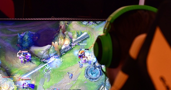 Por que 'League of Legends' é mais amigável para iniciantes em 2023?  Páginas de runas automáticas e MAIS!