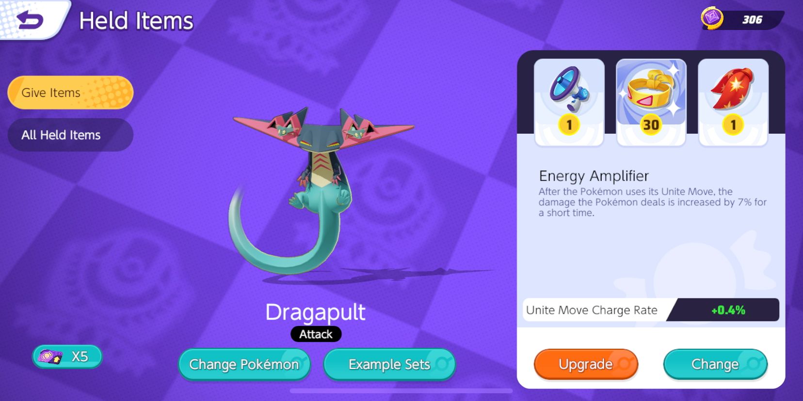 Tela de seleção Dragapult Held Item do Pokemon Unite, com Energy Amp, Muscle Band e Rapid Fire Scarf