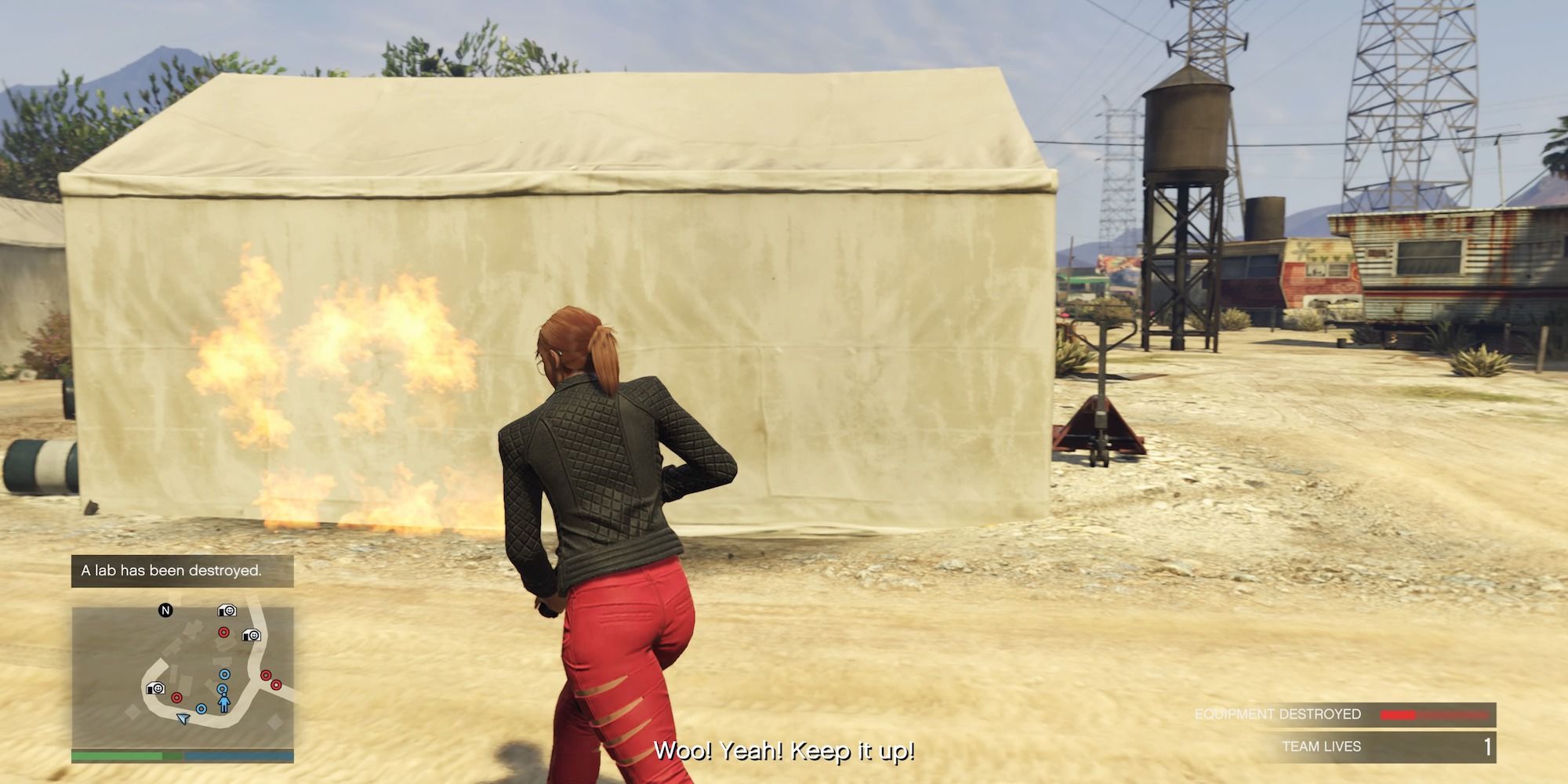 grand theft auto online destruindo equipamentos de laboratório