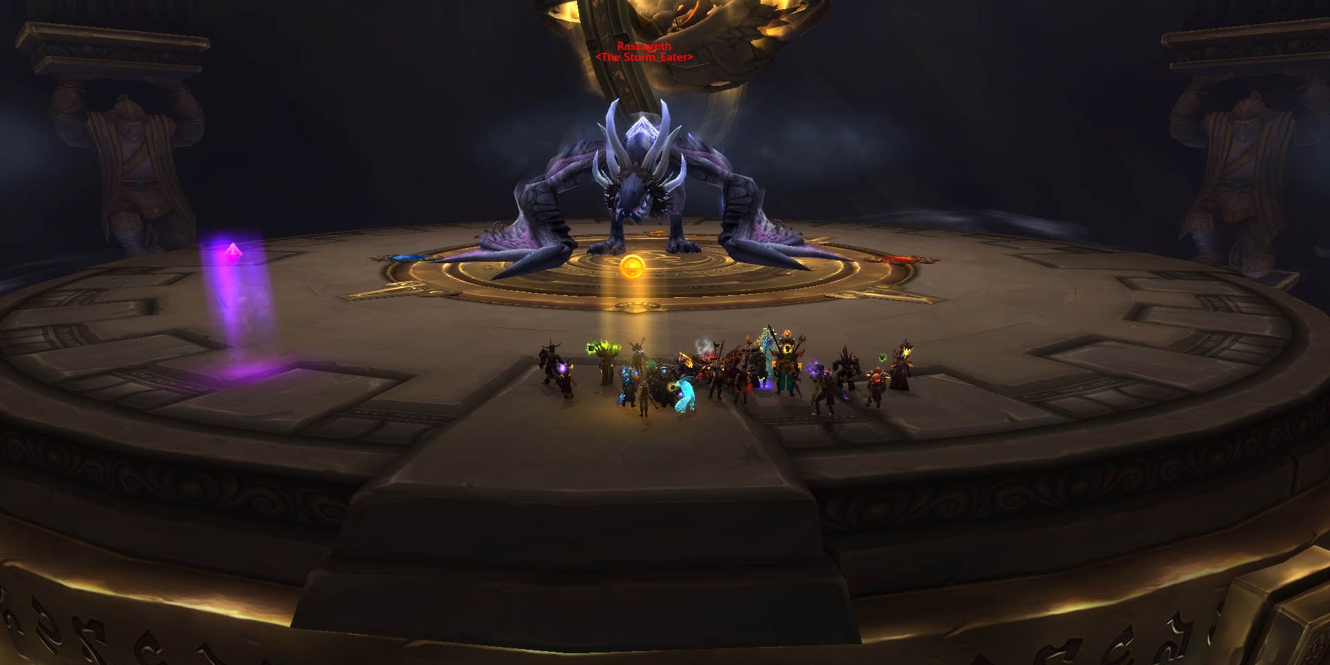 World of Warcraft - uma equipe de ataque enfrentando um grande dragão azul