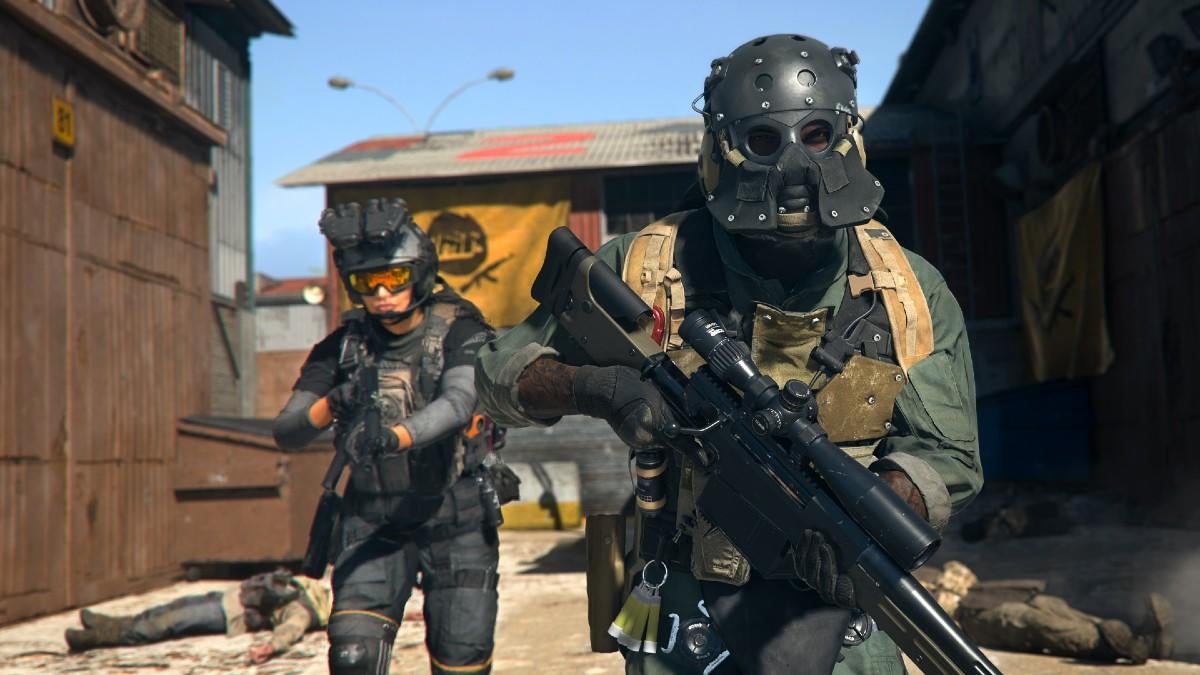 Jogador de Warzone 2 descobre ótica absurdamente dominada