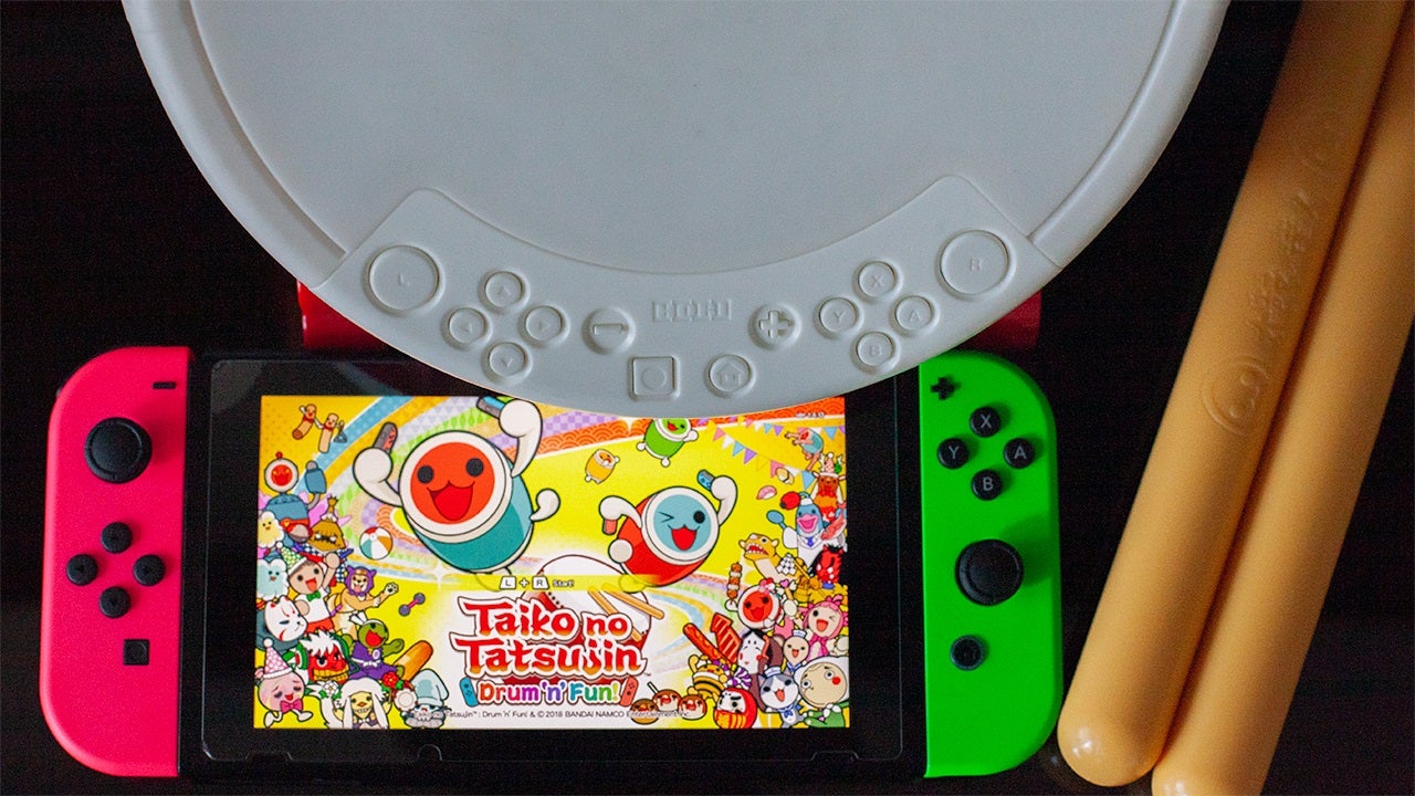 O controlador de bateria oficial Hori Taiko no Tatsujin para Nintendo Switch caiu para o preço mais baixo de todos os tempos
