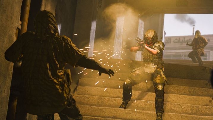 Personagem com KV Broadside em Warzone 2.0.