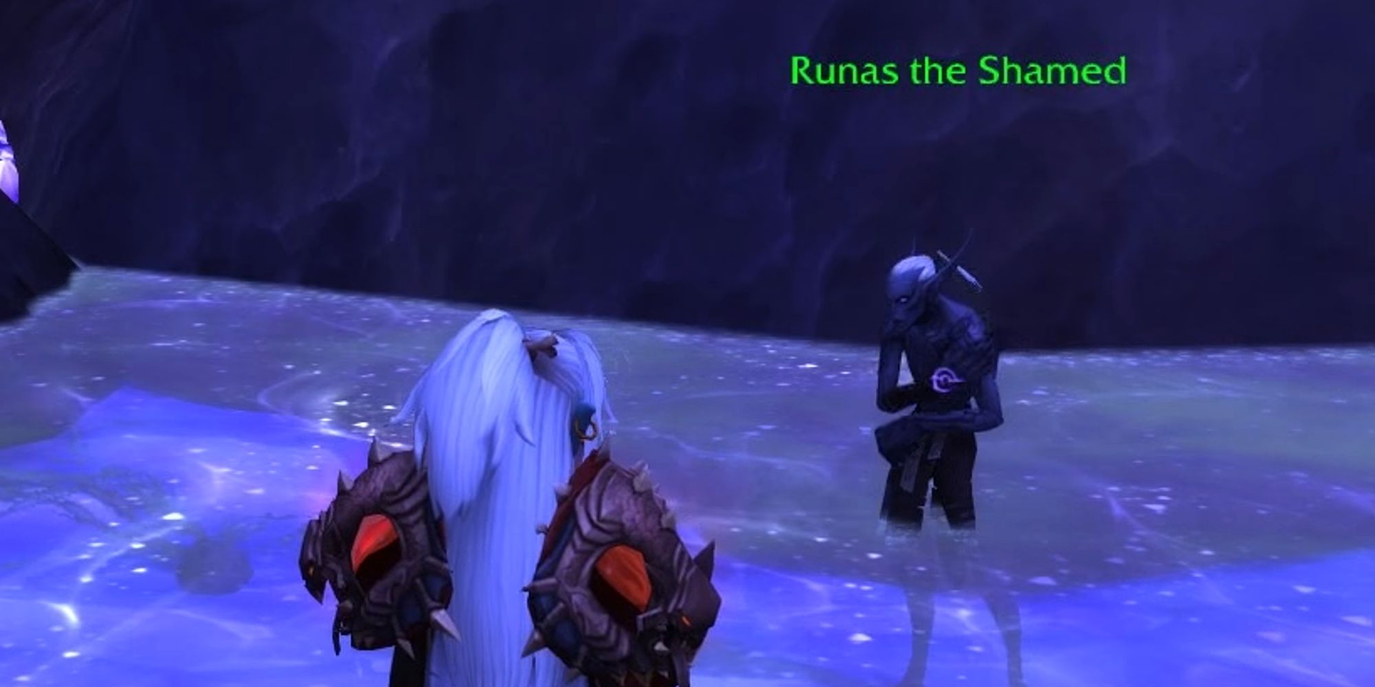Runas fica na caverna momentos antes de se transformar em um murcho em World of Warcraft