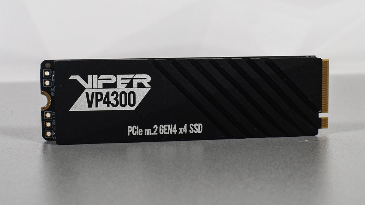 Alerta de negócio: este SSD compatível com PS5 de 2 TB com escudo térmico custa apenas US $ 149,99