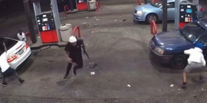 Um tiroteio em um posto de gasolina se torna viral quando os espectadores o comparam a John Wicks e GTA ⋆ Notícias da Somag