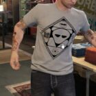 Fãs de GTA 6 acham que esta camisa estranha do GTA Online está provocando uma revelação Fãs de GTA 6 acham que esta camisa estranha do GTA Online está provocando uma revelação