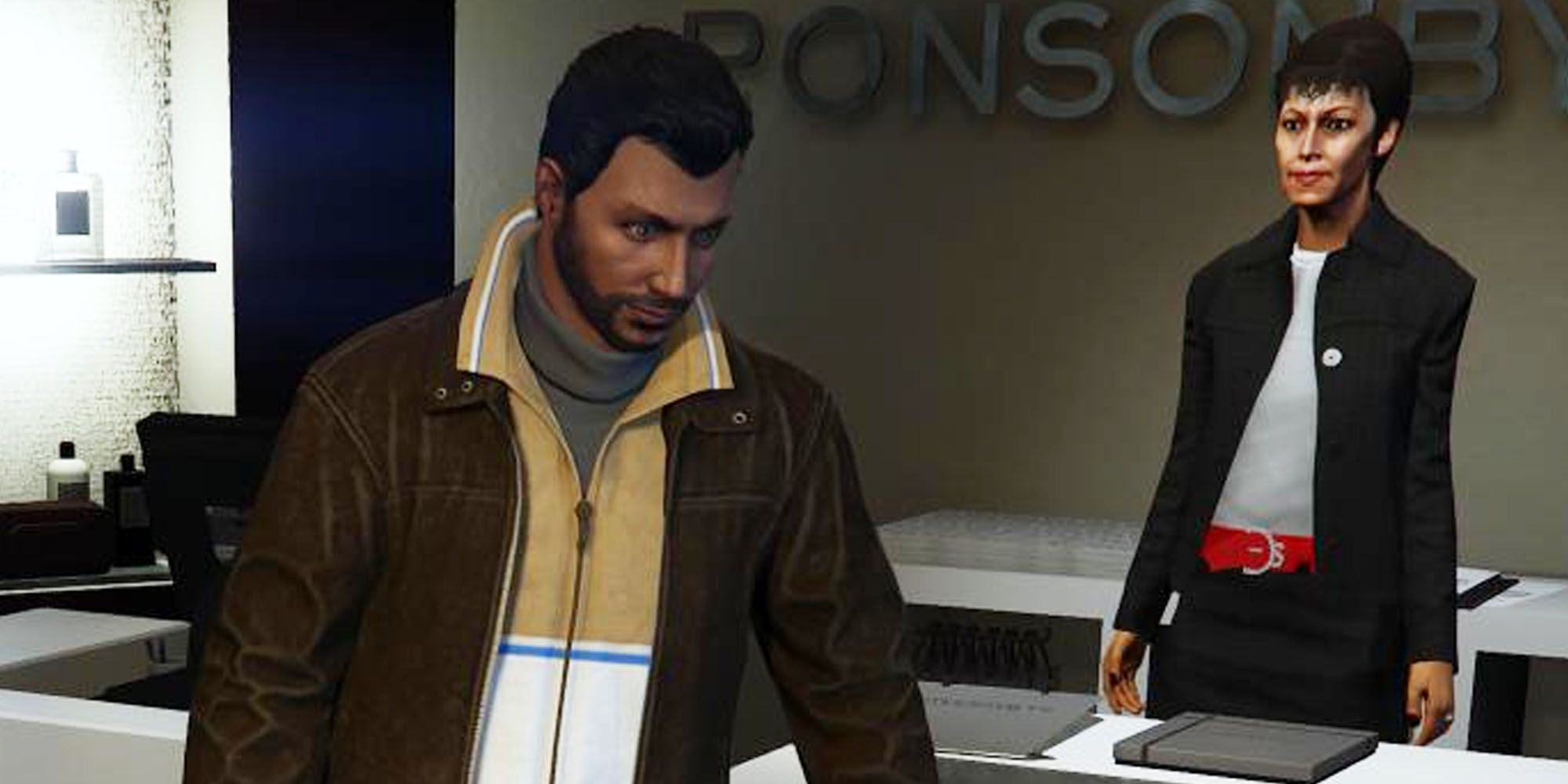 GTA Online shopping at Ponsonbys to get Niko's outfit from Grand Theft Auto 4