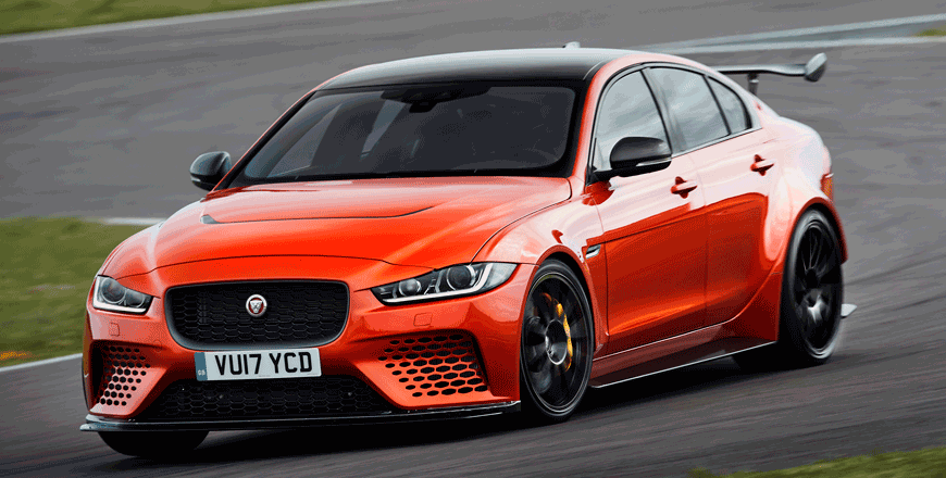 Saloon raro: Alfa Romeo Giulia Quadrifoglio GTA, Jaguar XE SV Project 8 e Cadillac CT4-V Blackwing