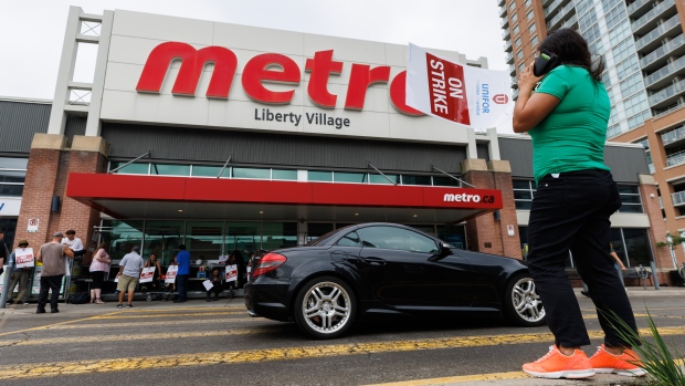 Metro donating perishables as GTA stores stay closed during strike
