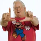 Miyamoto explica o papel de Charles Martinet como embaixador de Mario durante seu trabalho. Creo Gaming