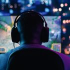 League of Legends: como um jogo gratuito criou um império bilionário de esportes eletrônicos. cover How League of Legends built a billion-dollar Esports Empire from a free game