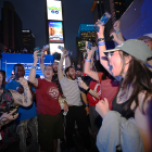 Pokémon GO: Uma celebração gigante em Nova York pelo seu 10º aniversário, e a emoção está crescendo. Pokémon GO Celebrates 10 Years with Massive NYC Celebration